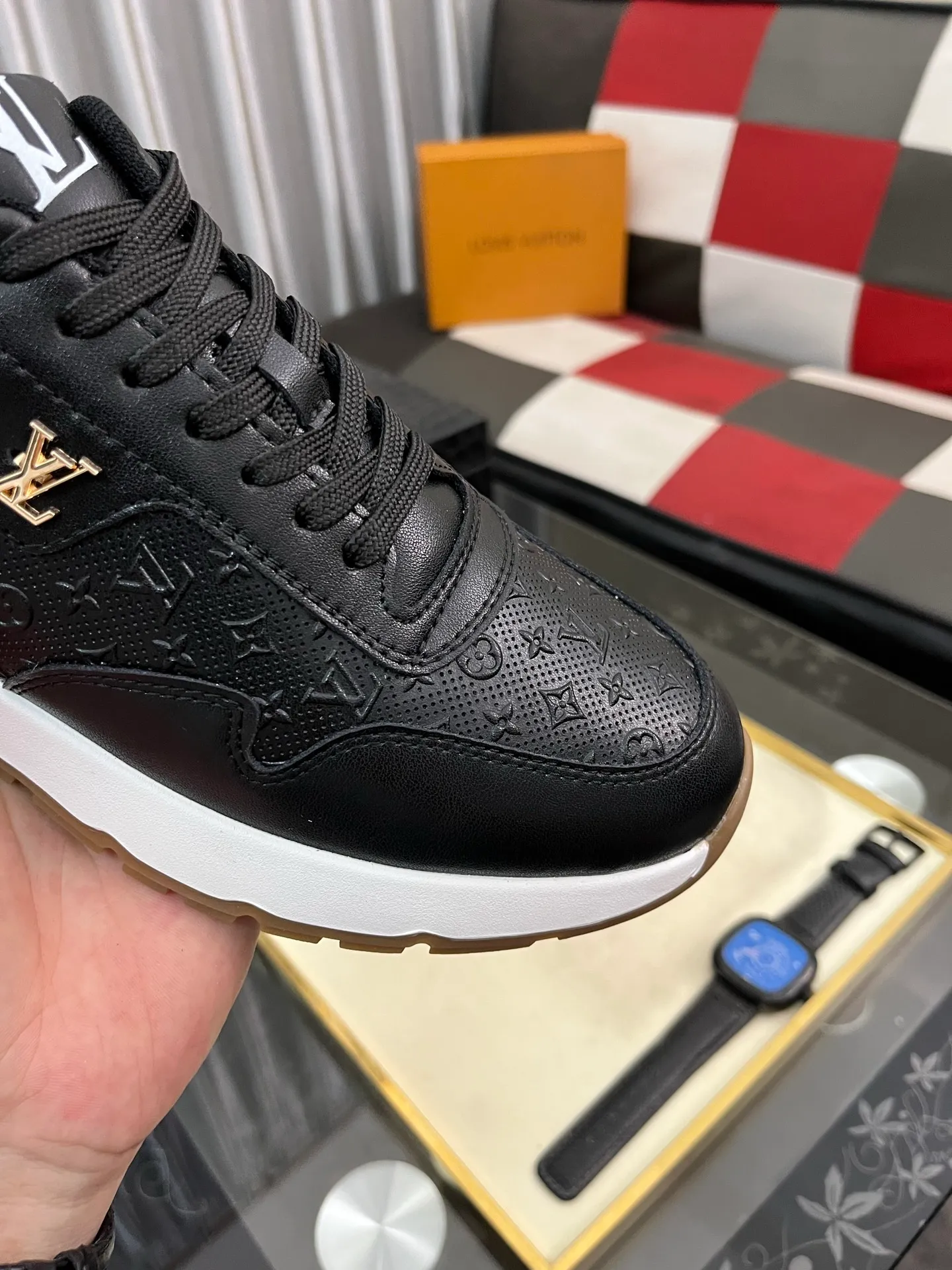 Men's shoes 💰458⌚️⌚️[Louis Vuitton LV] Dad shoes are popular casual sports shoes with outsole, breathable and comfortable, easy to walk, trendy men's versatile fly woven epoxy with ➕leather lining➕Gucci's popular original outsole, sports and running style, super comfortable. Size 38-442️⃣Colors available